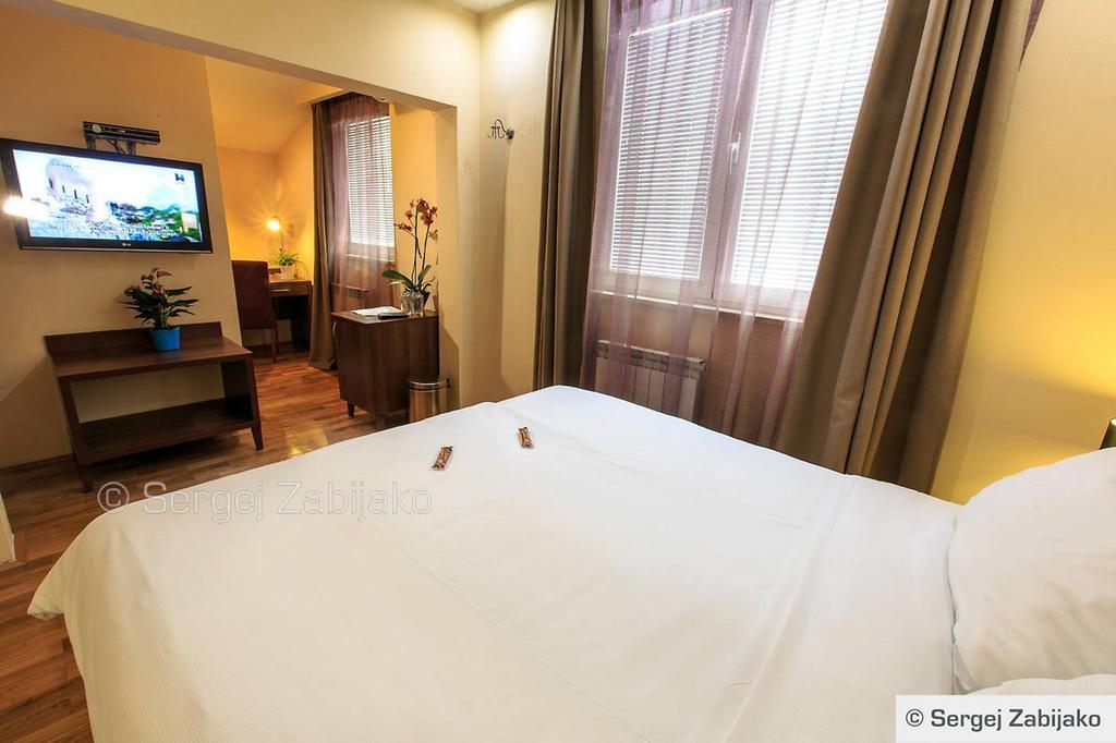 Hotel M Подгориця Номер фото