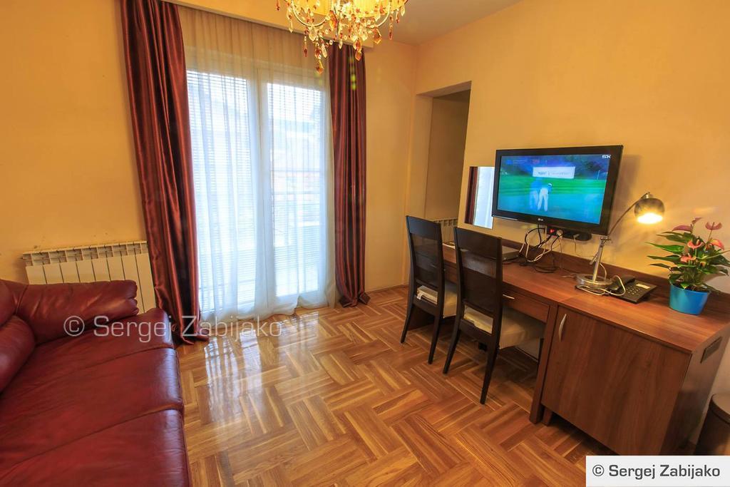 Hotel M Подгориця Номер фото
