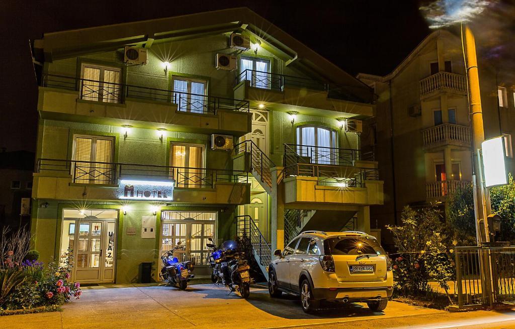 Hotel M Подгориця Екстер'єр фото